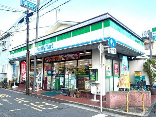 ファミリーマート 方南一丁目店の画像