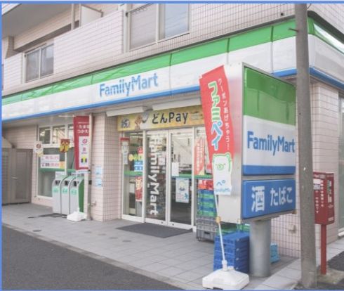 ファミリーマート 世田谷淡島通り店の画像