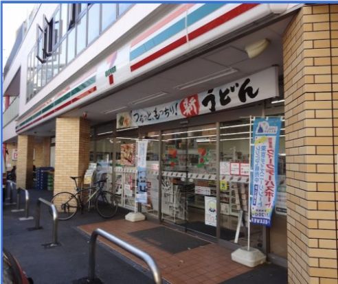 セブンイレブン 世田谷サザエさん通り店の画像