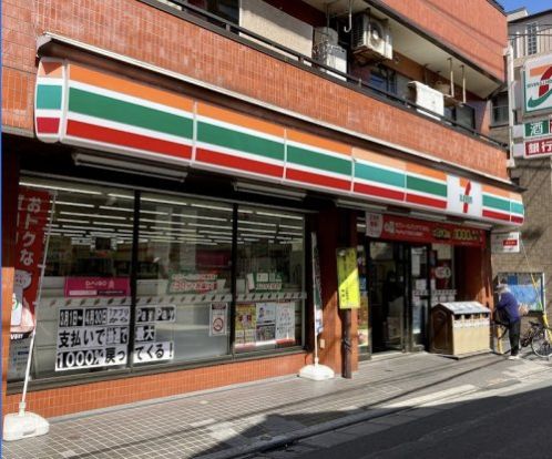 セブンイレブン 世田谷三宿1丁目店の画像