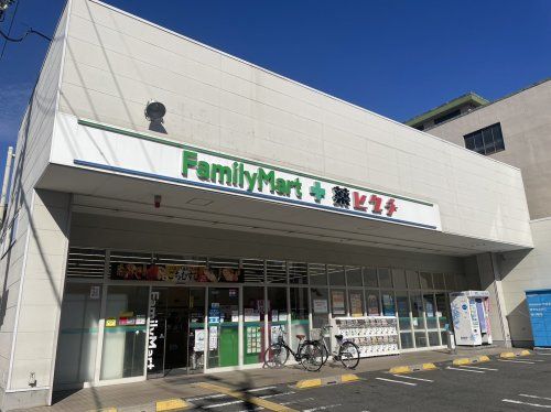 ファミリーマート 薬ヒグチ西陣北店の画像