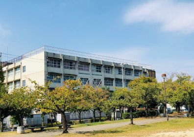 東大阪市立盾津東中学校の画像