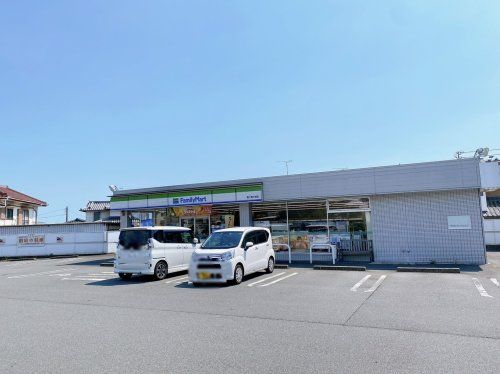 ファミリーマート 富士宮大岩店の画像