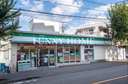 ファミリーマート 目黒本町三丁目店の画像