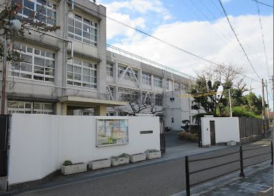 東大阪市立金岡中学校の画像