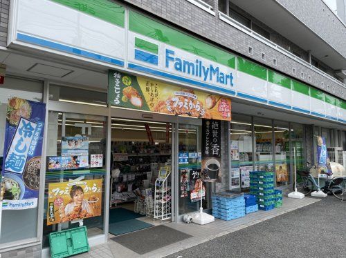 ファミリーマート 目黒柿の木坂店の画像