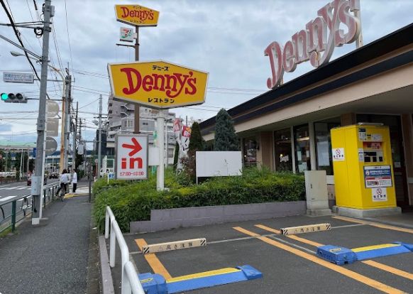 デニーズ高井戸店の画像