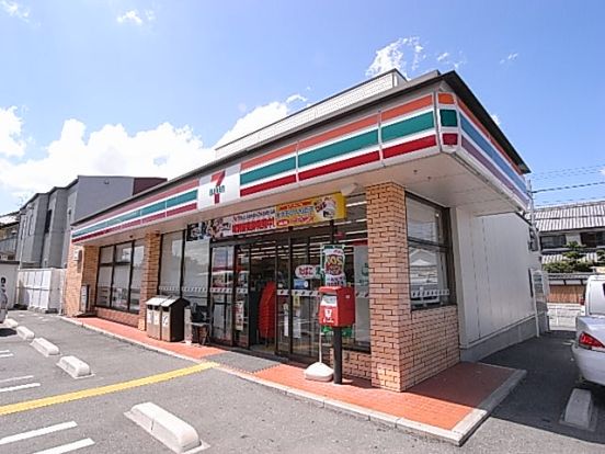 セブンイレブン 香芝西真美店の画像