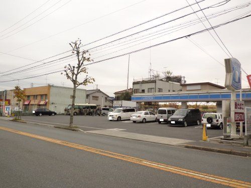 ローソン 中川的場町店の画像