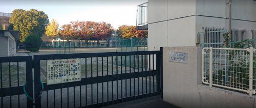 名古屋市立志賀中学校の画像