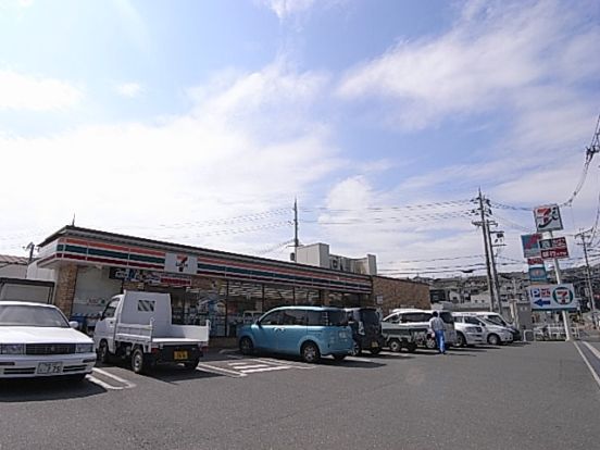 セブンイレブン 香芝穴虫店の画像