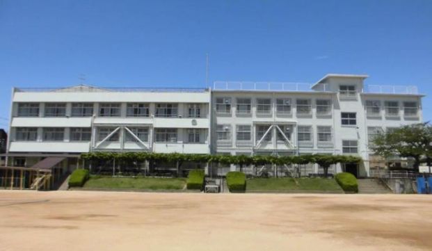 神戸市立霞ケ丘小学校の画像