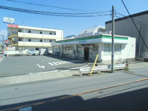 ファミリーマート 南行徳三丁目店の画像