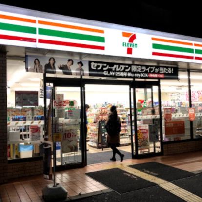 セブンイレブン 大阪上新庄1丁目店の画像