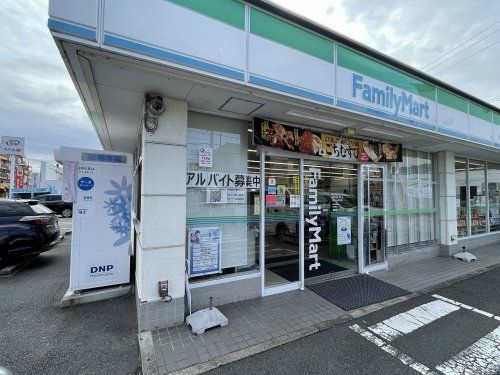 ファミリーマート 名東山の手店の画像