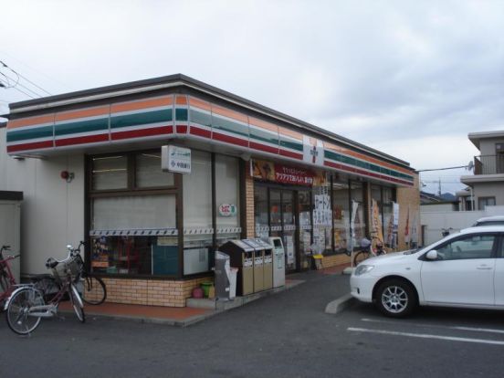 セブンイレブン 岡山津島京町店の画像