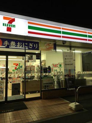 セブンイレブン 高松一宮町店の画像