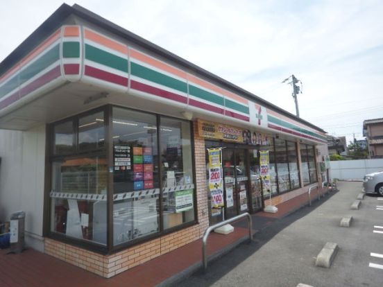 セブンイレブン 藤枝藤岡5丁目店の画像