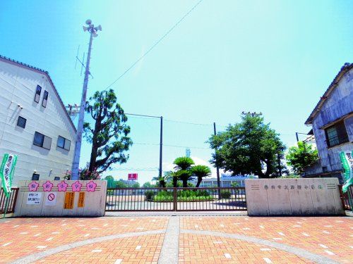 静岡市立駒形小学校の画像