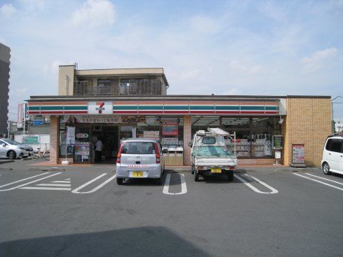 セブンイレブン 栃木駅前通り店の画像
