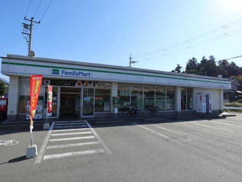 ファミリーマート 橿原見瀬町店の画像