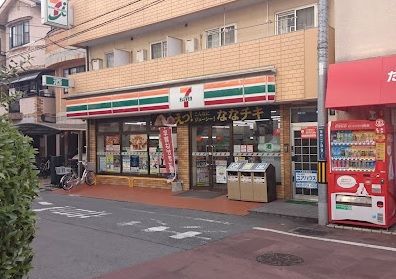 セブン-イレブン 東大阪吉松２丁目店の画像
