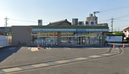 ファミリーマート 大府長草店の画像