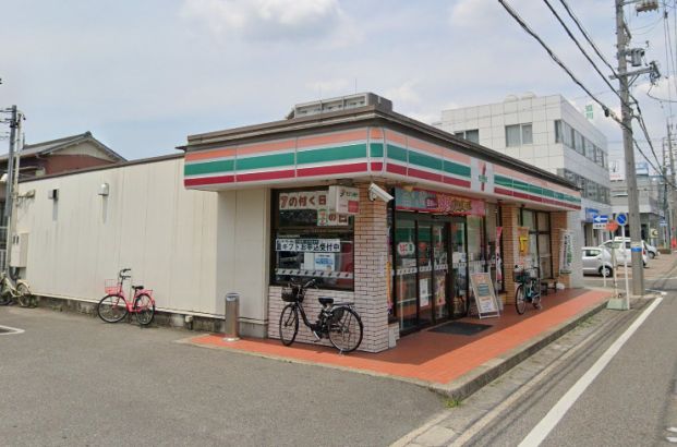 セブンイレブン 名古屋中汐田店の画像