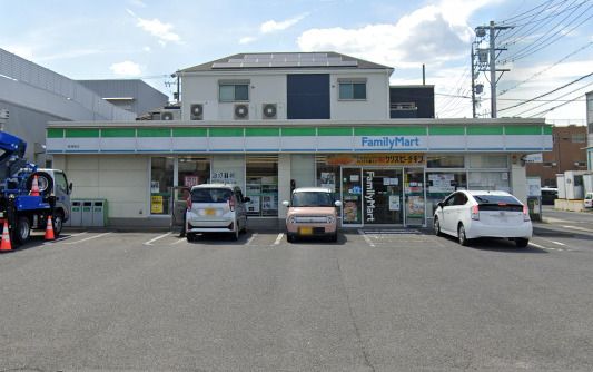 ファミリーマート 緑浦里店の画像