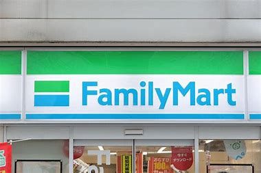 ファミリーマート 薬ヒグチ行徳駅前公園店の画像