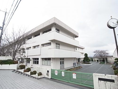 生駒市立鹿ノ台中学校の画像