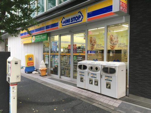 ミニストップ 神田富山町店の画像