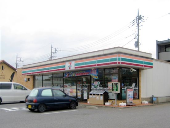 セブンイレブン ひたち野牛久店の画像