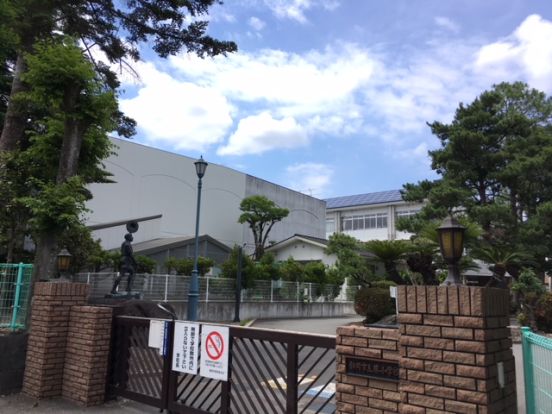 静岡市立葵小学校の画像