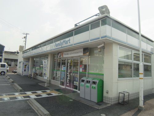 ファミリーマート 奈良紀寺町店の画像