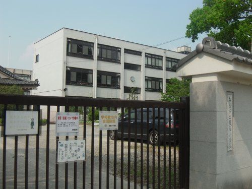 奈良市立鼓阪小学校の画像