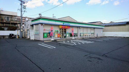 ファミリーマート 中村岩上町店の画像