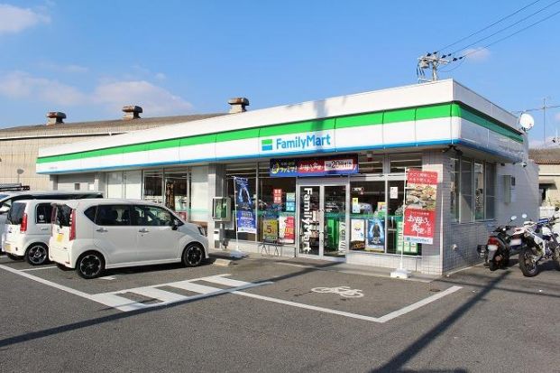 ファミリーマート 河内長野松ヶ丘店の画像