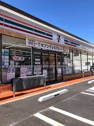 セブン-イレブン 名古屋牛田通店の画像