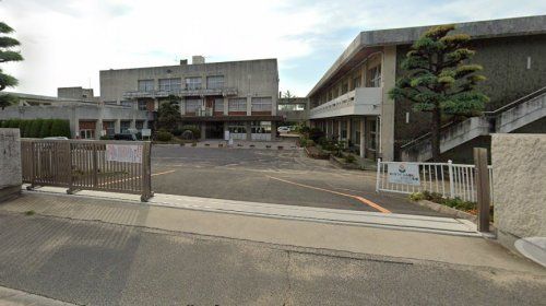 平井小学校の画像