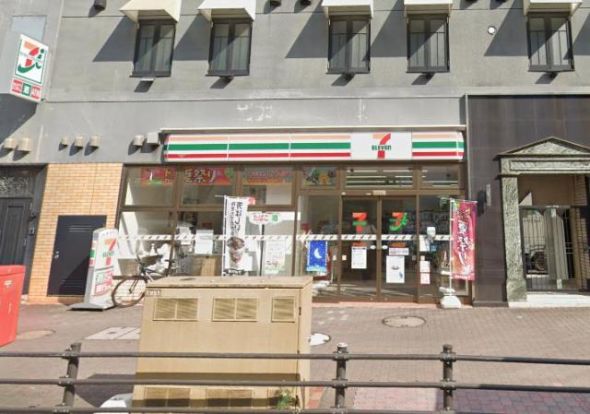 セブンイレブン神戸中山手通１丁目店の画像