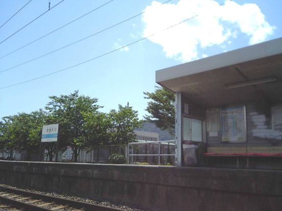ＪＲ予讃線比地大駅の画像