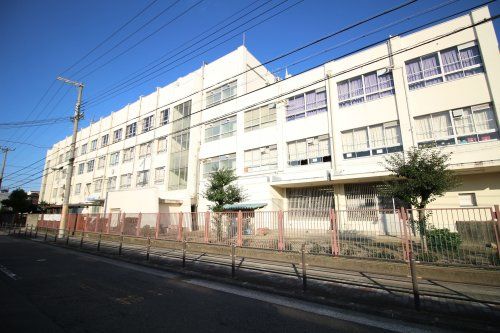 大阪市立矢田西中学校の画像