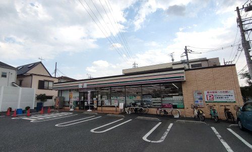 セブンイレブン 足立西新井本町4丁目店の画像