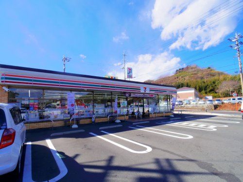 セブンイレブン 清水由比神沢店の画像