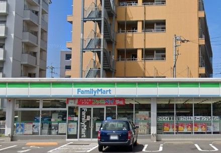 ファミリーマート 高松国際ホテル前店の画像