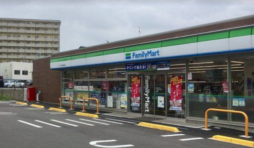 ファミリーマート サンズ洋光台駅北店の画像