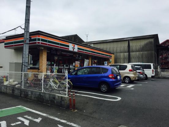 セブンイレブン 新座大和田店の画像