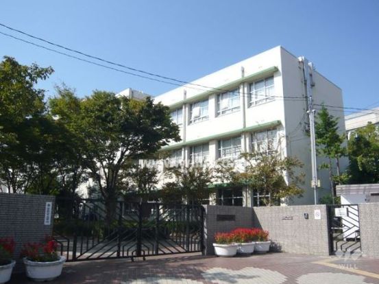 尼崎市立成文小学校の画像