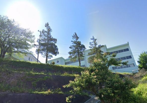 二宮町立山西小学校の画像